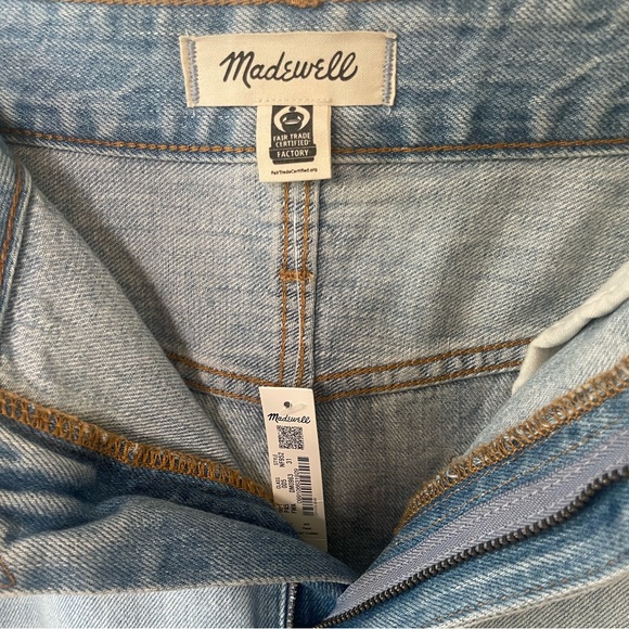 Madewell - NWT Curvy Denim High-Waist Straight Mini Skirt - Picture 7 of 10
